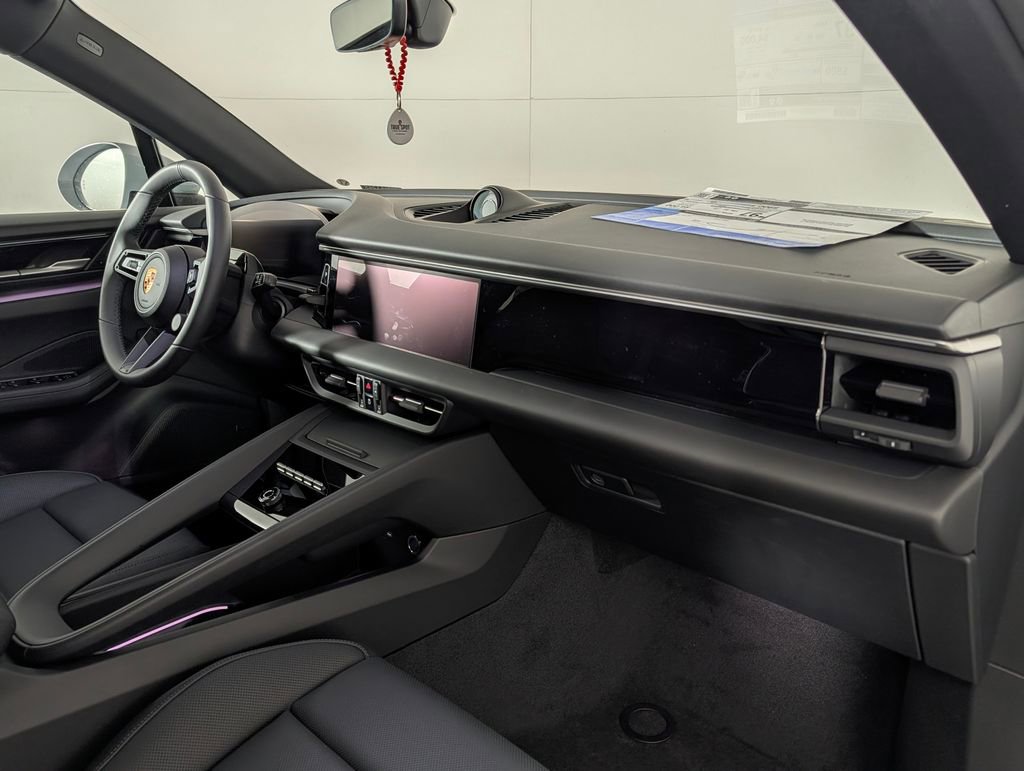 New 2026 Porsche Macan Electric image 19