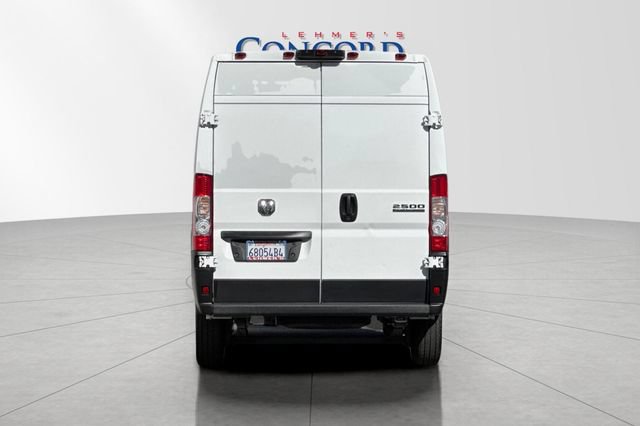 Used 2025 RAM ProMaster 2500 w/ Convenience Group FWD image 5