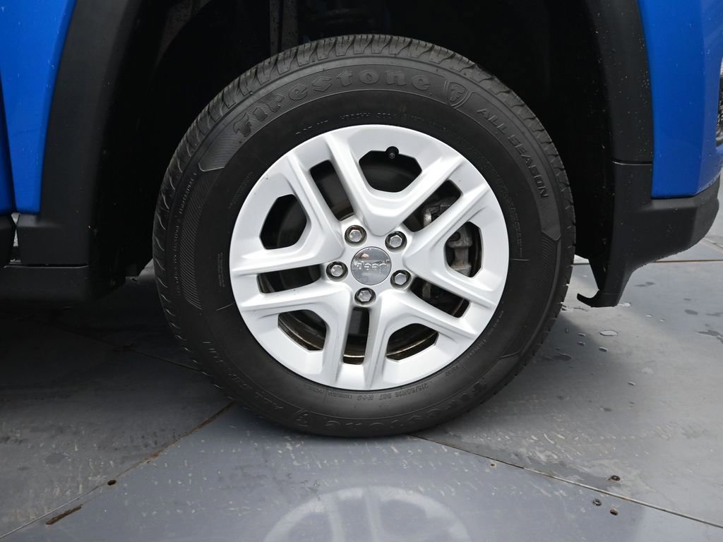 Used 2018 Jeep Compass Sport image 27