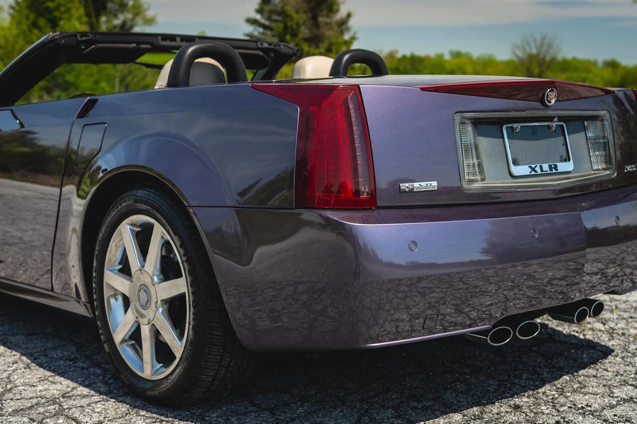 Used 2004 Cadillac XLR image 57