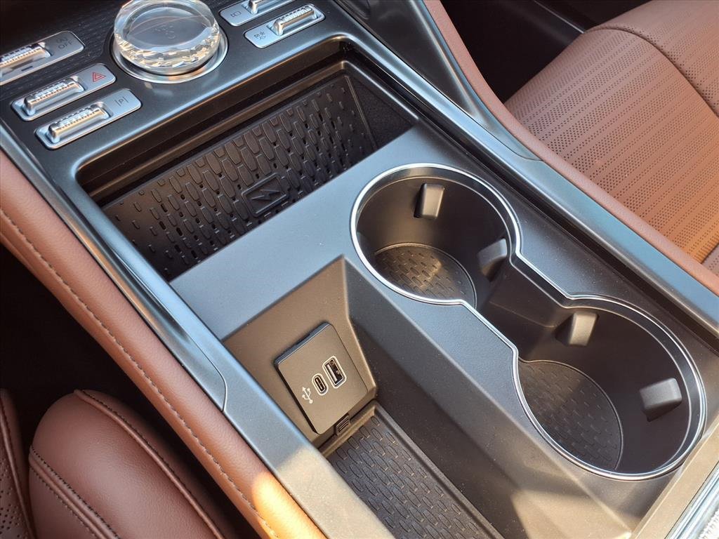 New 2026 Lincoln Nautilus Reserve image 8