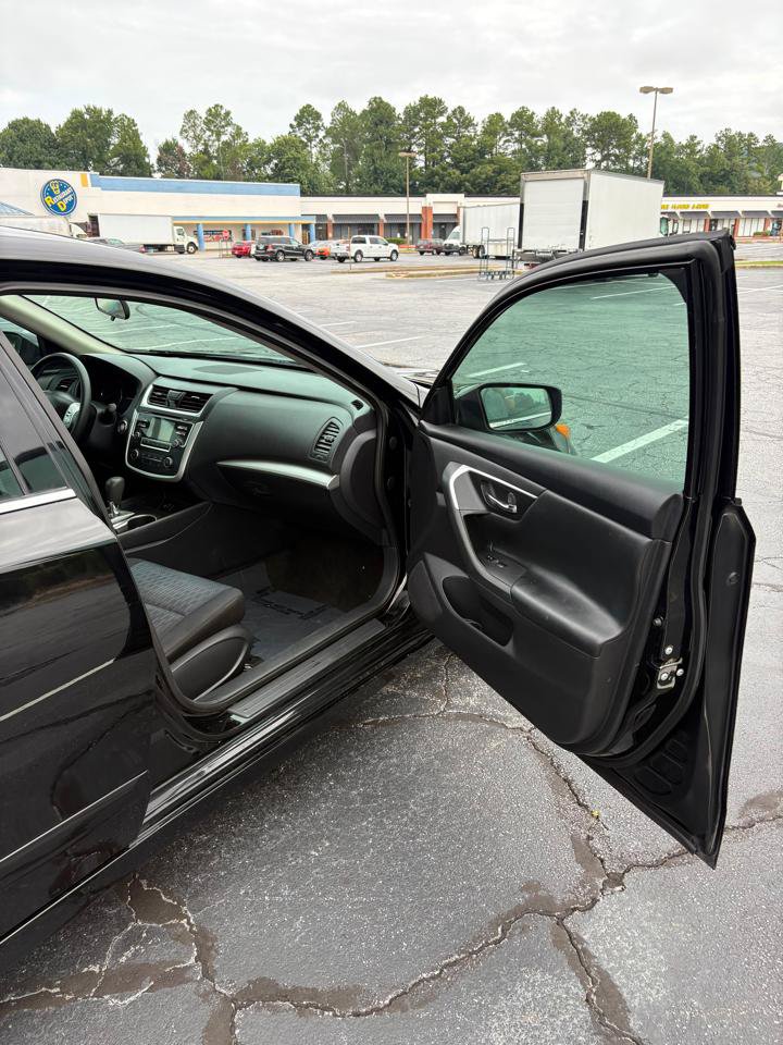 Used 2016 Nissan Altima 2.5 S w/ Power Driver Seat Package FWD image 16