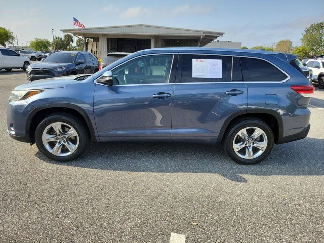 Used 2018 Toyota Highlander Limited image 13