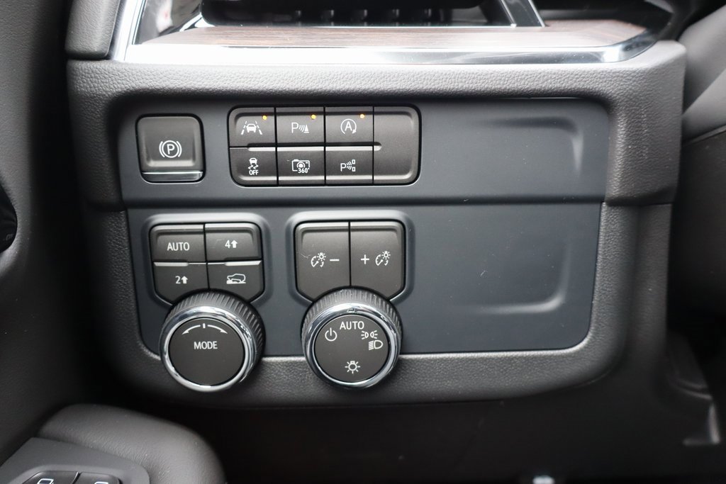 New 2026 Chevrolet Suburban LS w/ LPO, Dark Essentials Package image 13