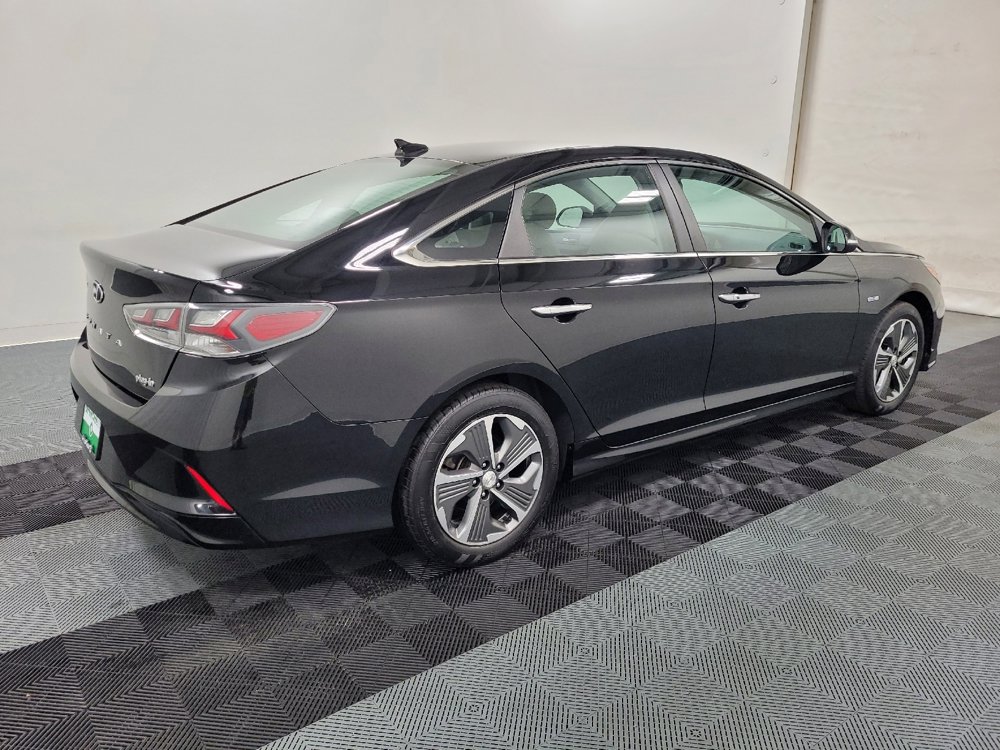 Used 2019 Hyundai Sonata Plug-In Hybrid image 10