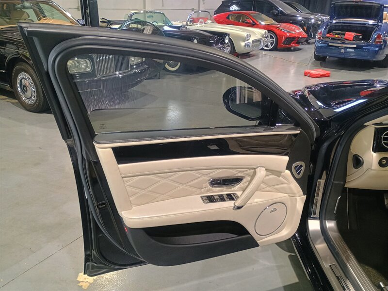 Used 2016 Bentley Flying Spur W12 AWD/4WD image 13