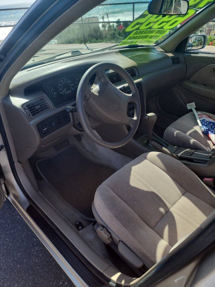 Used 1998 Toyota Camry LE FWD image 10