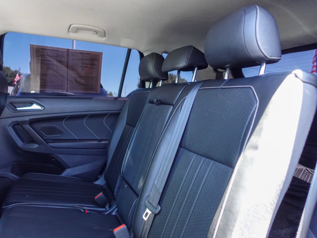 Used 2023 Volkswagen Tiguan SE FWD image 23