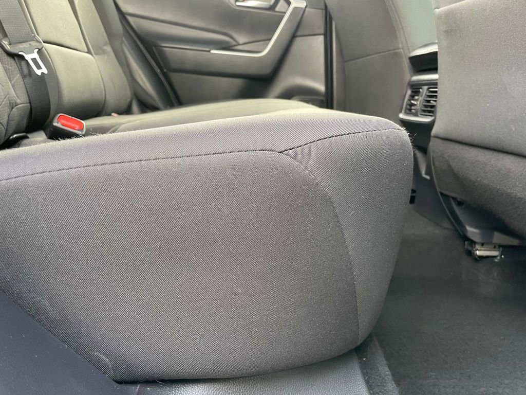 Used 2021 Toyota RAV4 XLE image 34