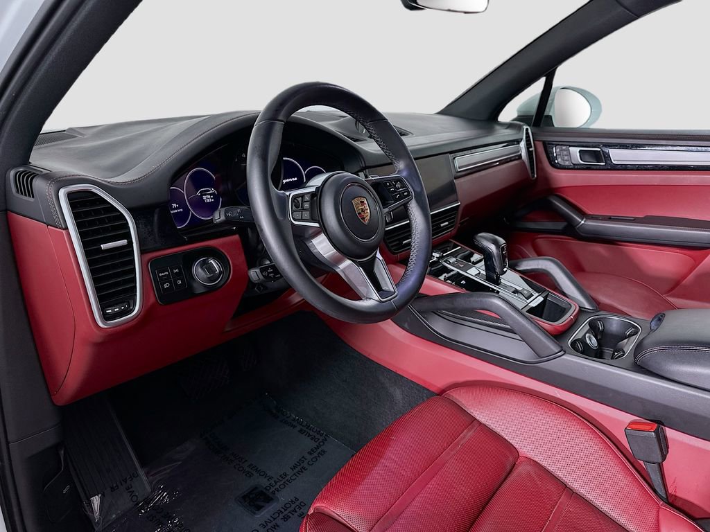 Certified 2023 Porsche Cayenne Platinum Edition AWD/4WD image 4