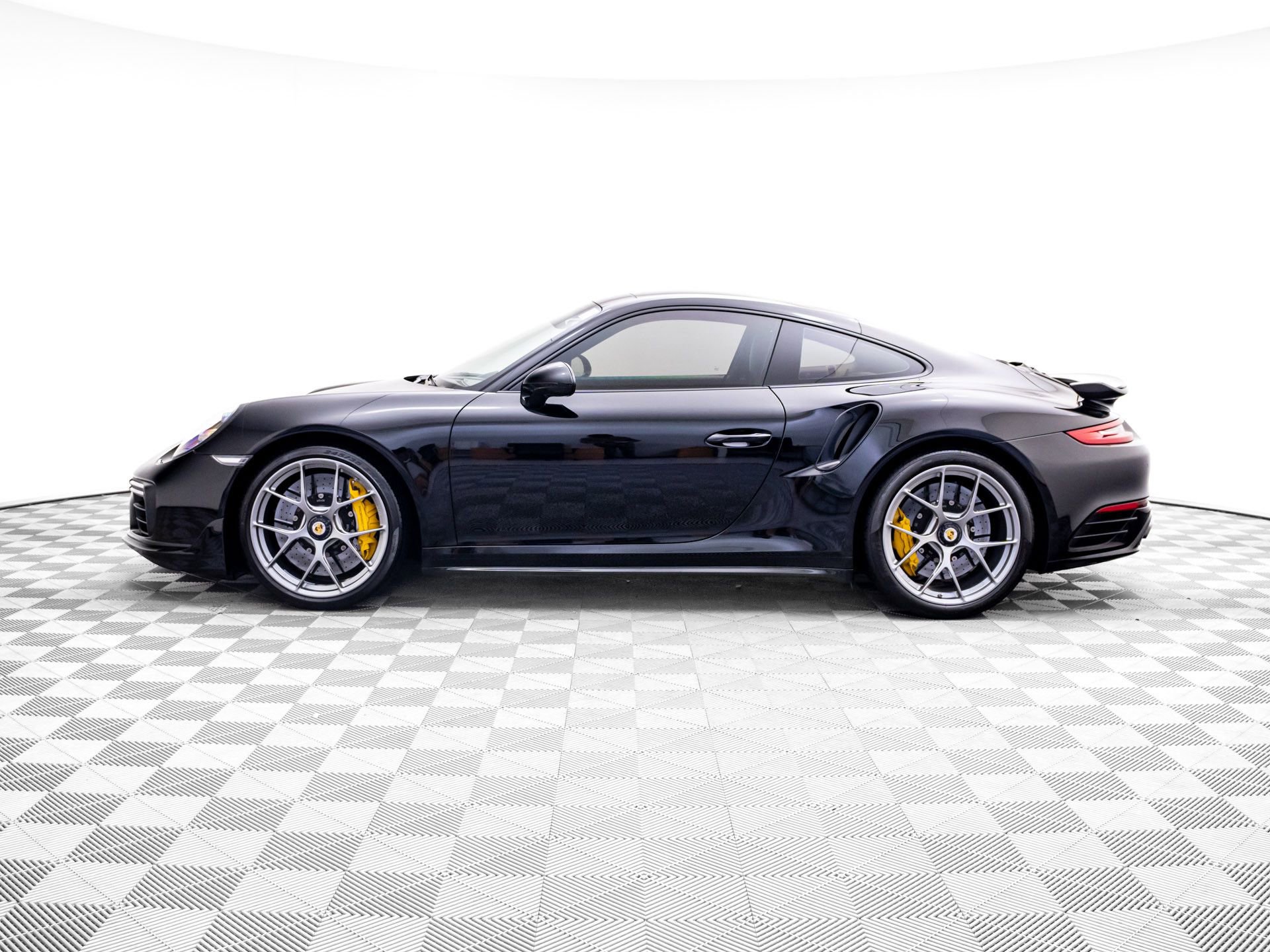 Used 2017 Porsche 911 Turbo S AWD/4WD video 2