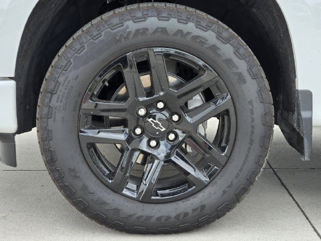 Used 2026 Chevrolet Silverado 1500 RST w/ RST Select Package RWD image 14