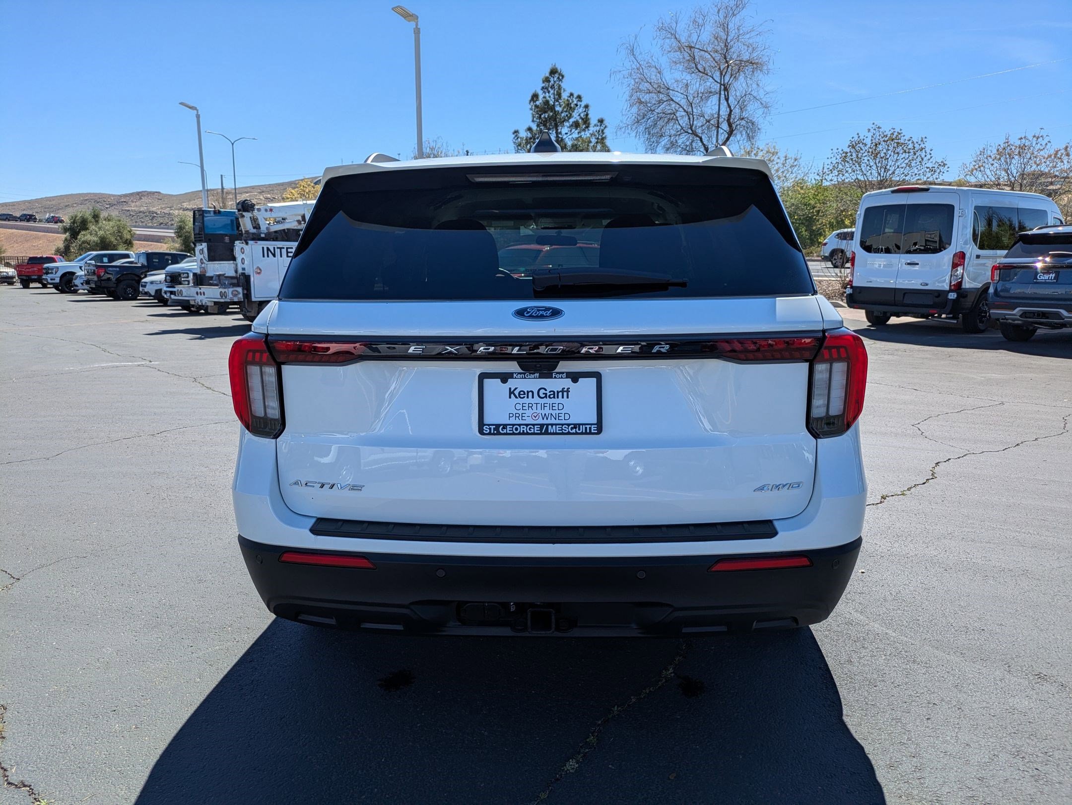 Used 2025 Ford Explorer Active image 4