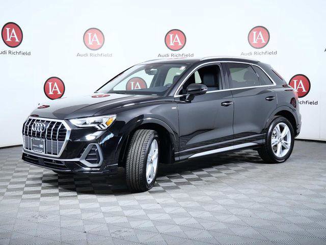 Used 2024 Audi Q3 2.0T Premium Plus image 4