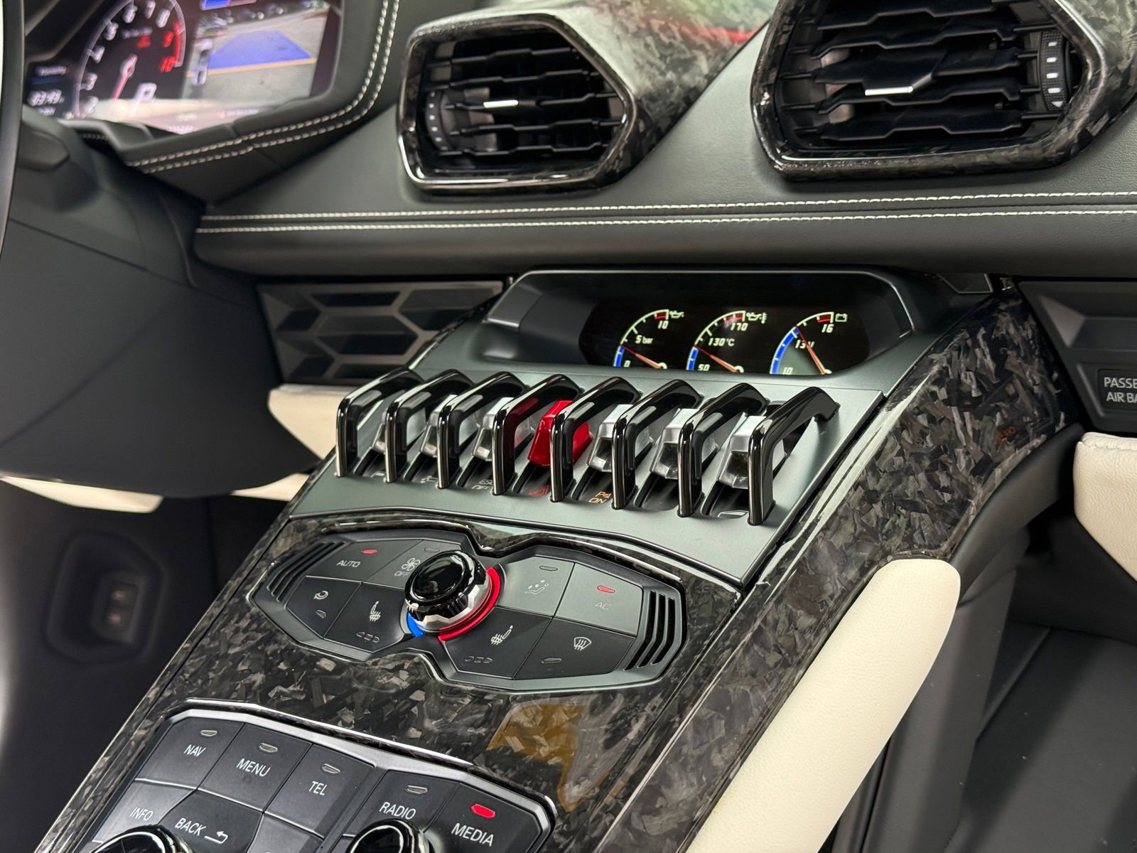 Used 2015 Lamborghini Huracan LP 610-4 AWD/4WD image 57