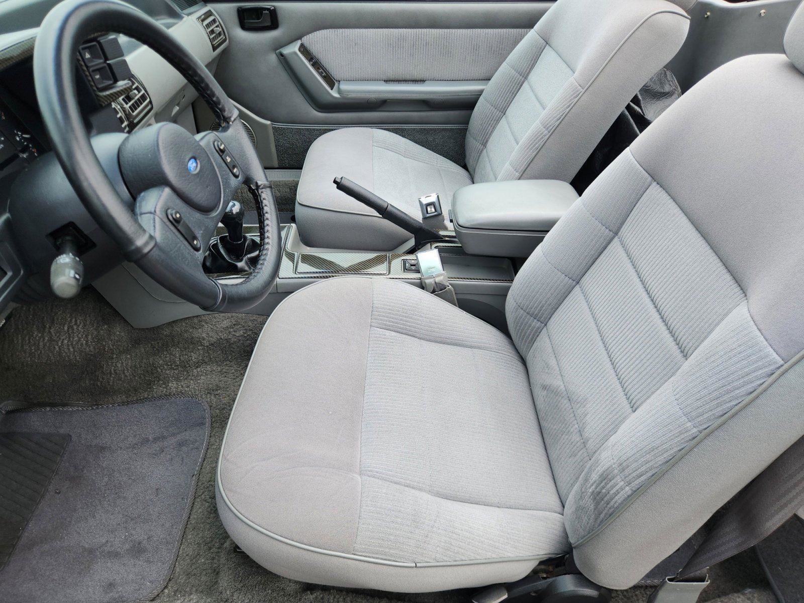 Used 1988 Ford Mustang LX RWD image 10