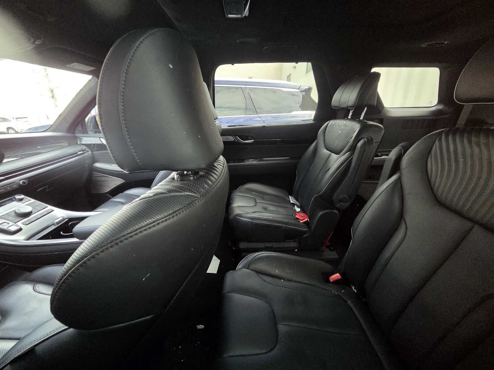 Used 2024 Hyundai Palisade Calligraphy image 6