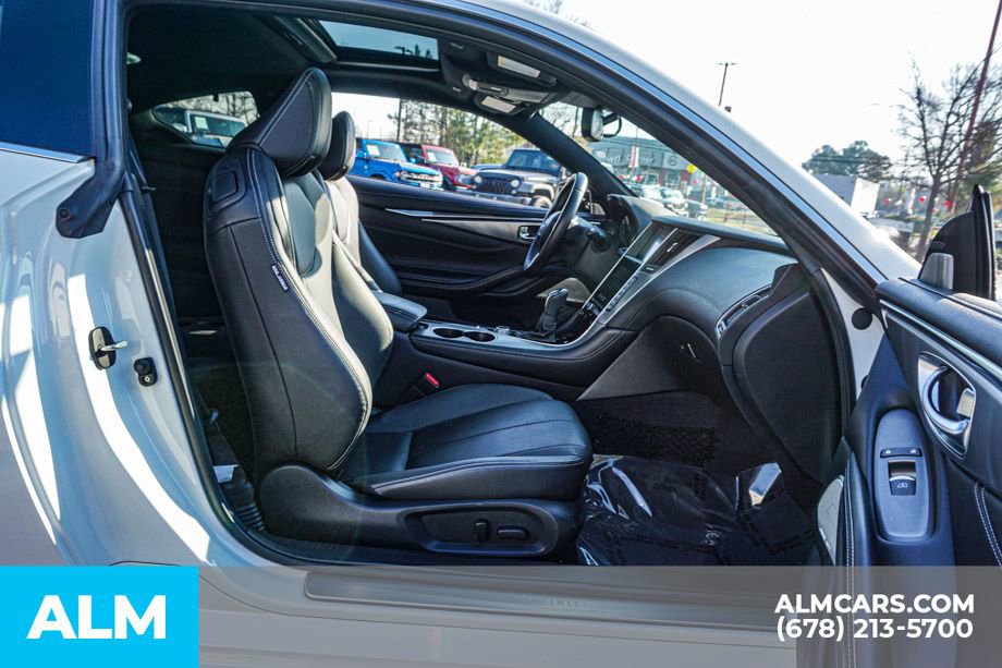 Used 2022 INFINITI Q60 3.0t Luxe w/ Essential Package RWD image 23