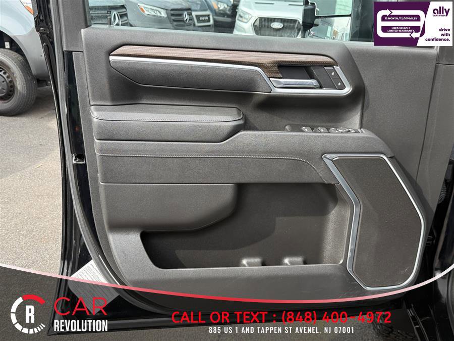 Used 2025 Chevrolet Silverado 3500 LT w/ Safety Package image 25