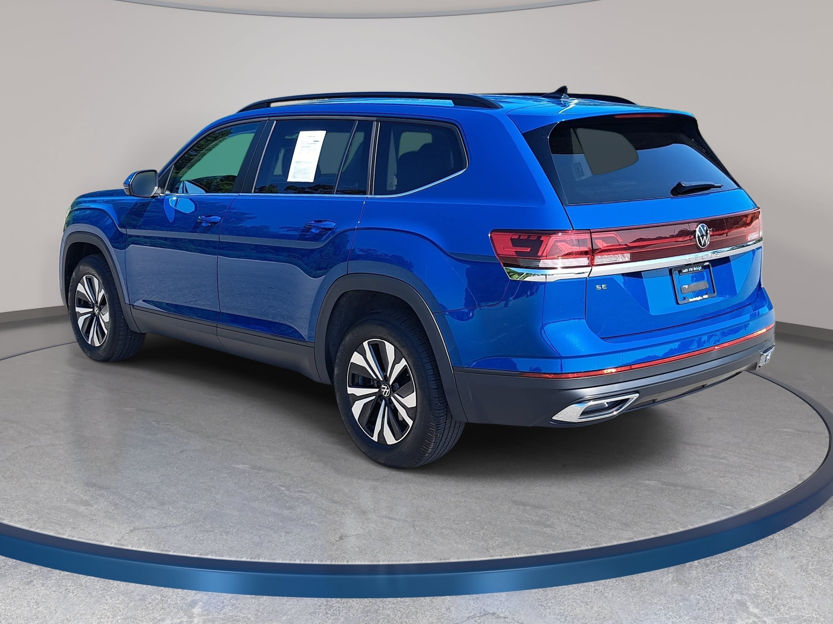 Used 2026 Volkswagen Atlas SE FWD image 7