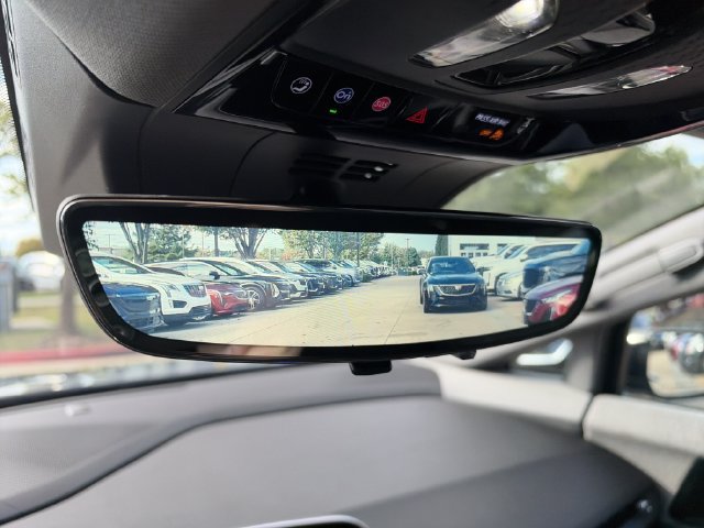 Certified 2025 Cadillac Optiq Luxury 1 AWD/4WD image 15