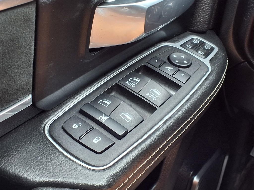 Used 2024 RAM 2500 Laramie AWD/4WD image 19