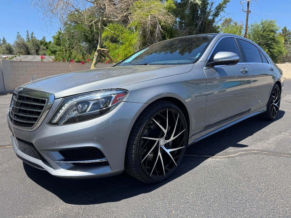 Used 2015 Mercedes-Benz S 550 Sedan w/ Sport Package image 2
