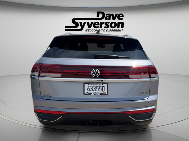 Used 2024 Volkswagen Atlas Cross Sport SE AWD/4WD image 4