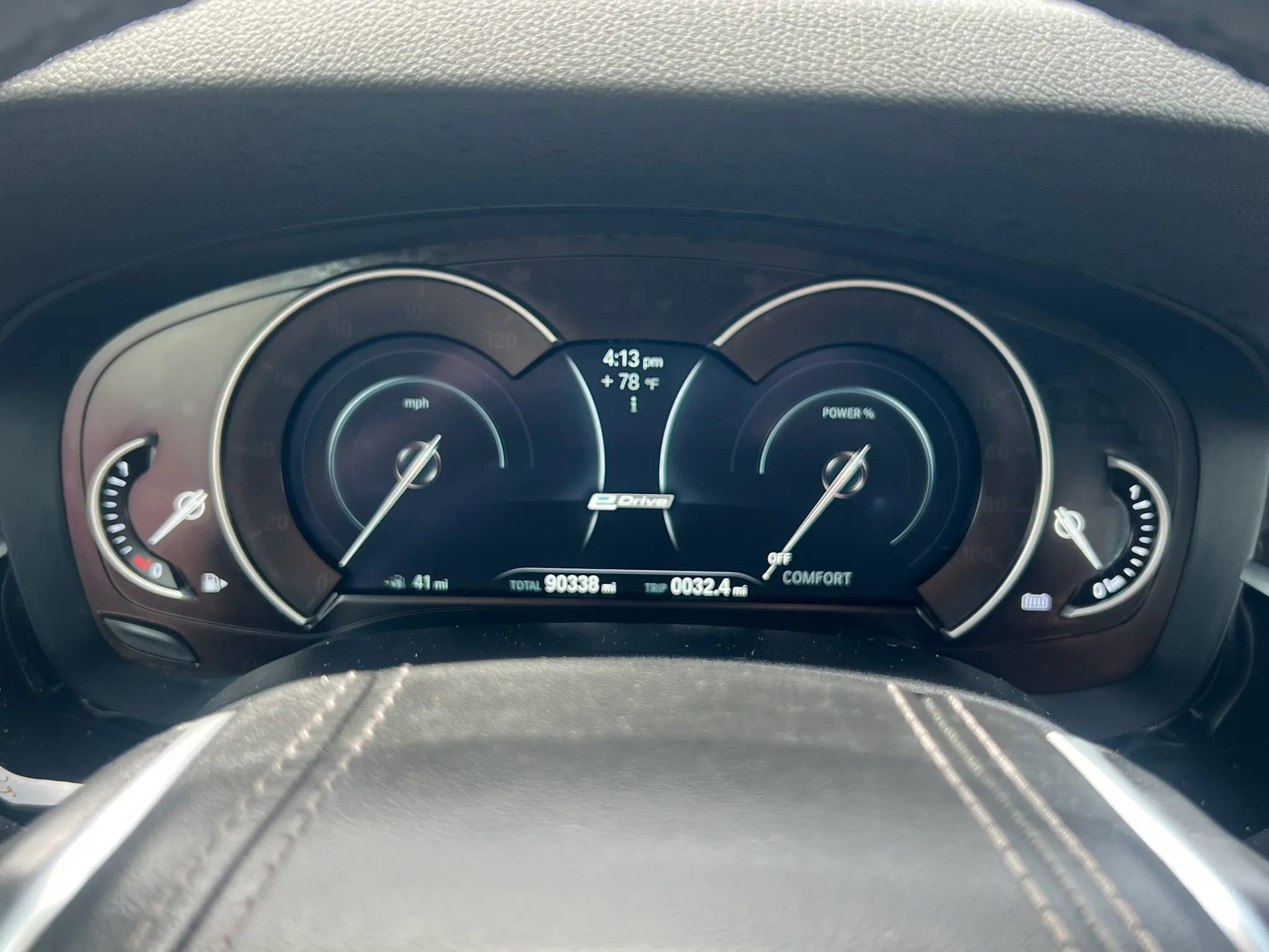 Used 2019 BMW 530e xDrive w/ Convenience Package image 15