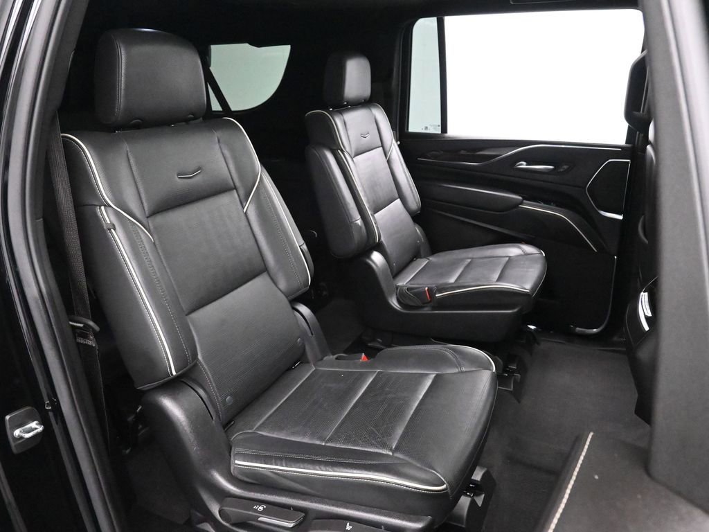 Used 2023 Cadillac Escalade ESV Premium Luxury image 19