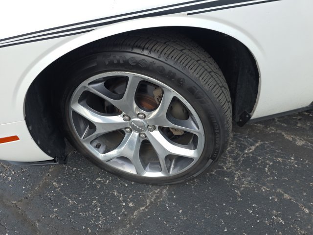Used 2015 Dodge Challenger SXT Plus w/ Sound Group II RWD image 32