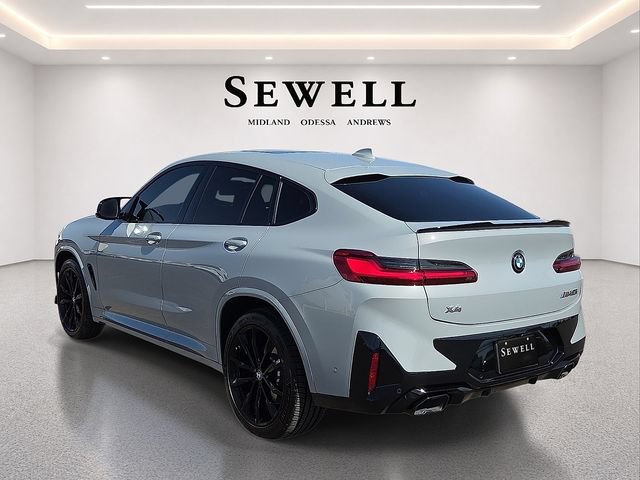 Used 2022 BMW X4 M40i AWD/4WD image 3