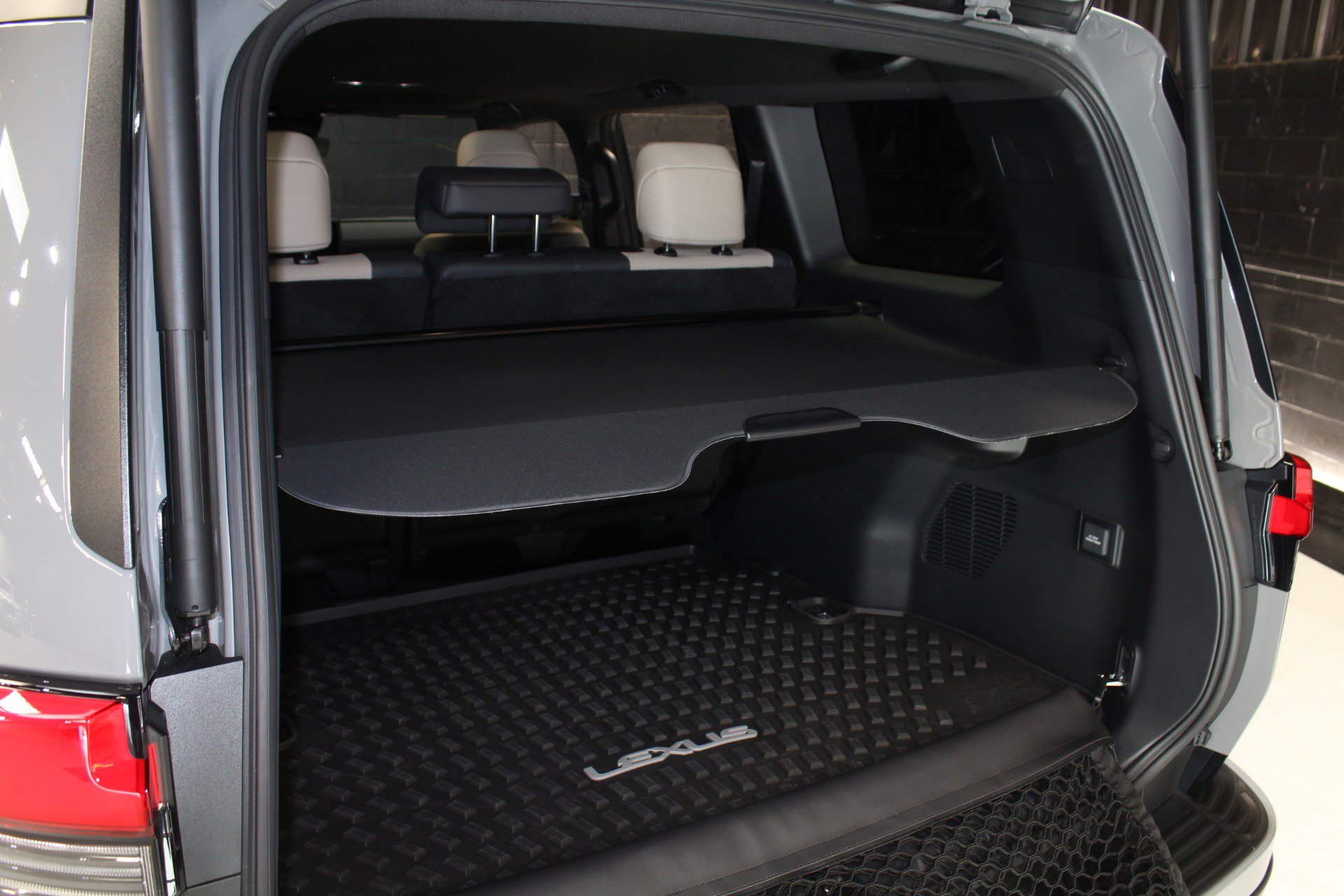 Used 2024 Lexus GX 550 AWD/4WD image 83