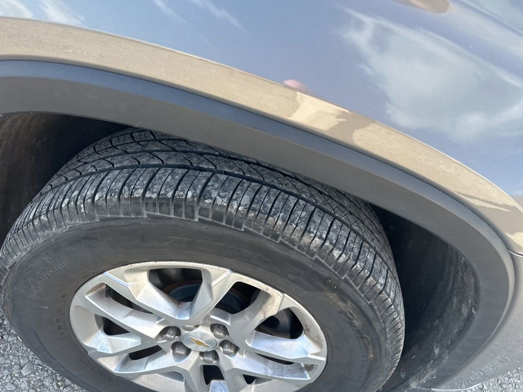 Used 2018 Chevrolet Traverse LT image 4