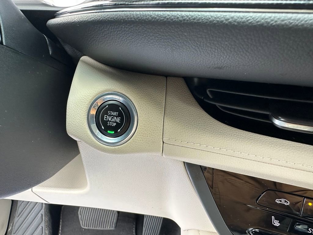 Used 2023 Buick Envision Preferred AWD/4WD image 20
