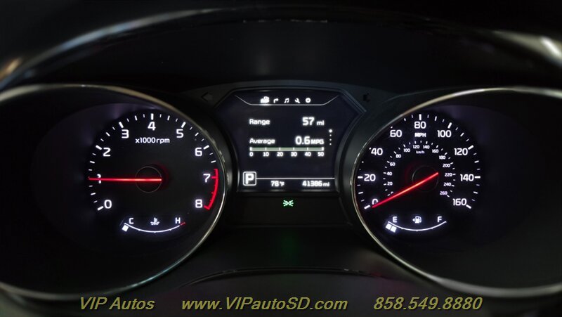 Used 2017 Kia Sedona SX FWD image 21