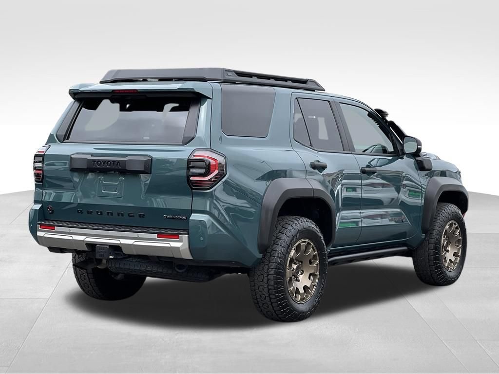 Certified 2025 Toyota 4Runner TRD Off-Road AWD/4WD image 5