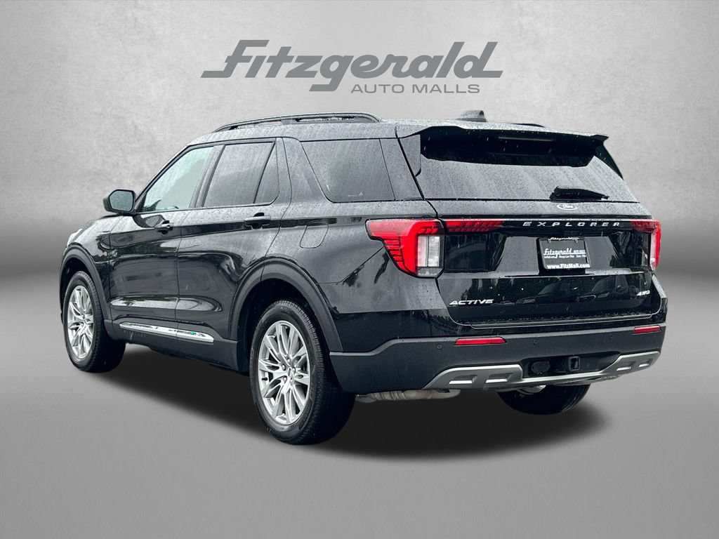 Used 2025 Ford Explorer Active w/ Active Comfort Package AWD/4WD image 10