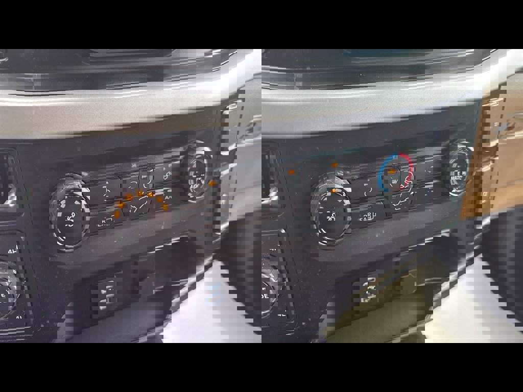 Used 2023 Ford F150 XLT image 20