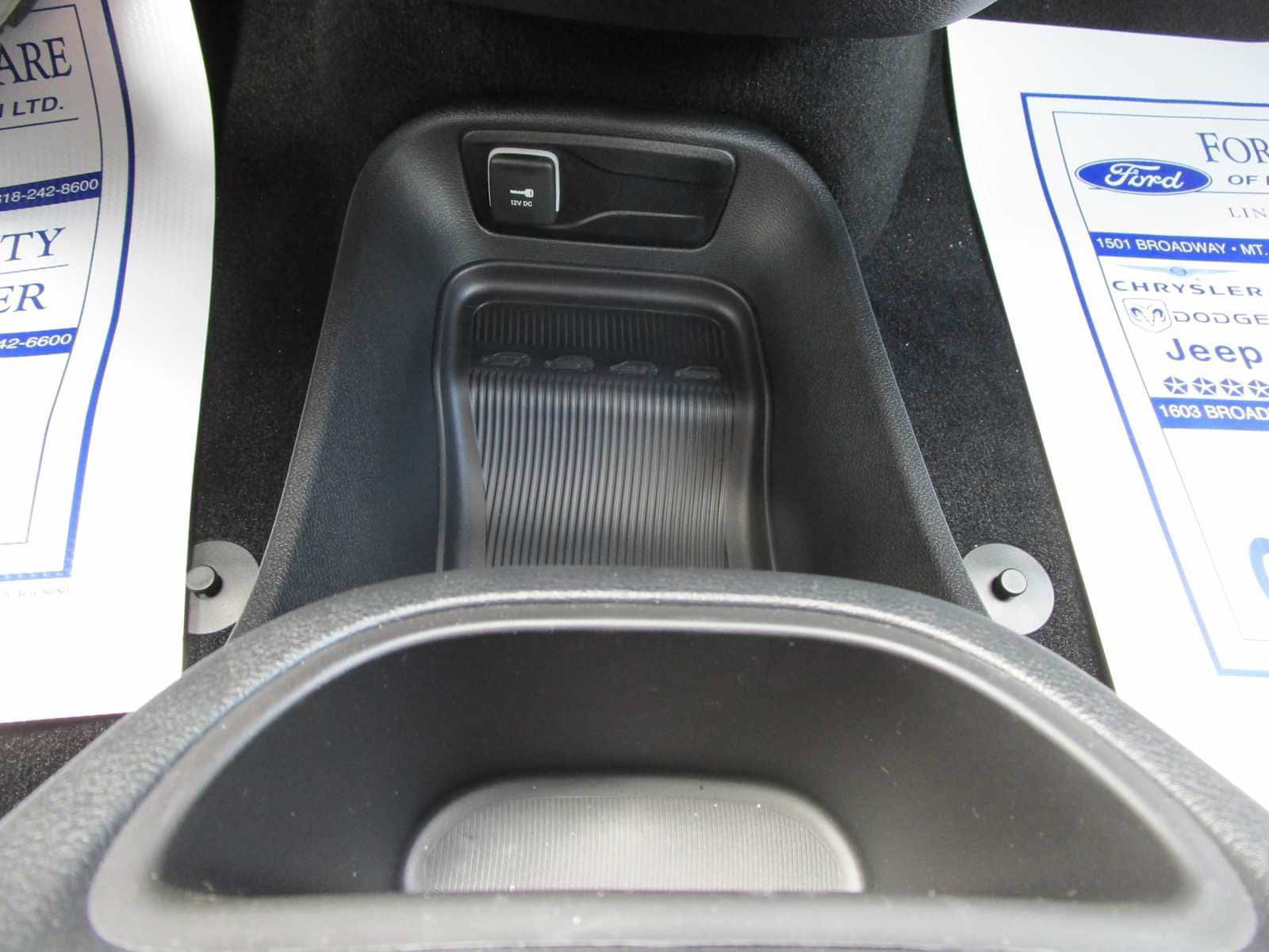 New 2026 Chrysler Pacifica Select FWD image 31
