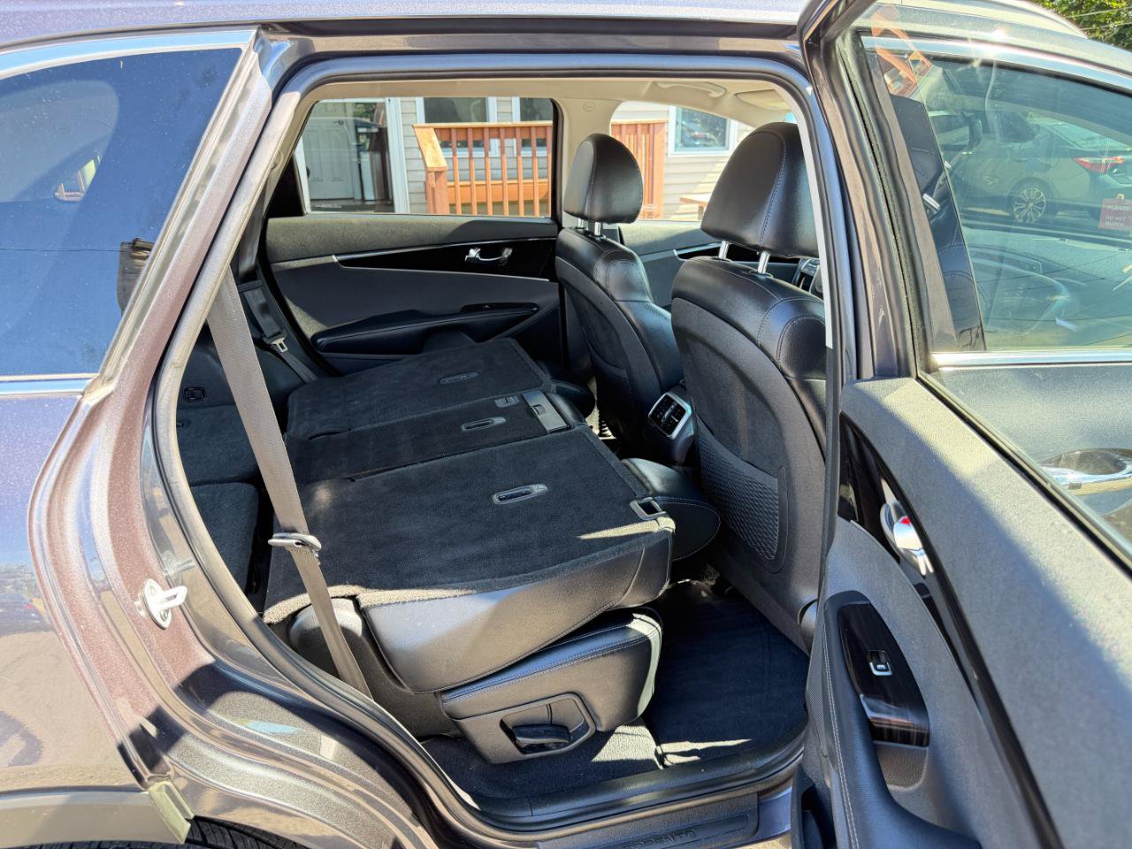 Used 2019 Kia Sorento EX AWD/4WD image 39