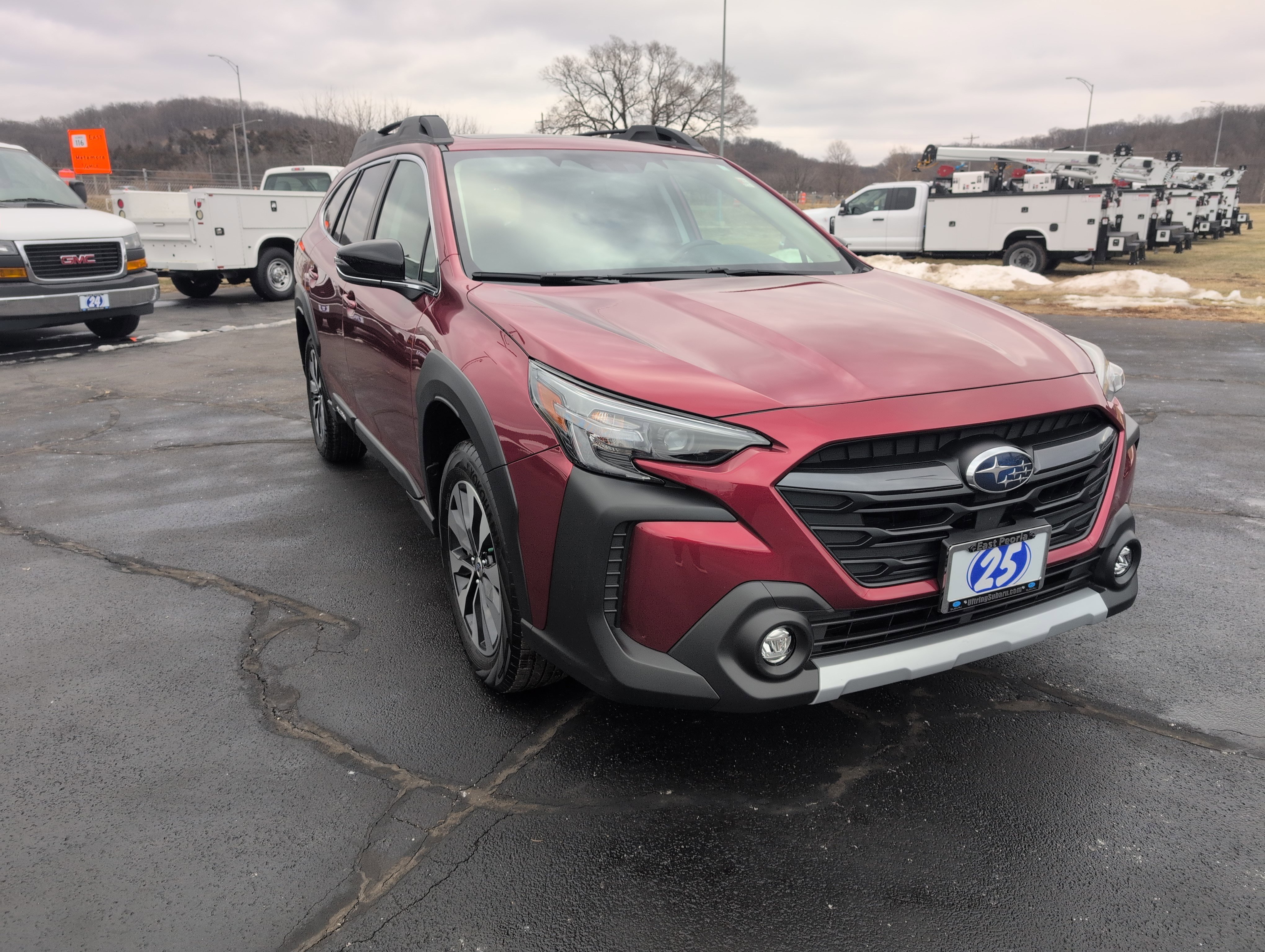 Used 2025 Subaru Outback Limited image 7