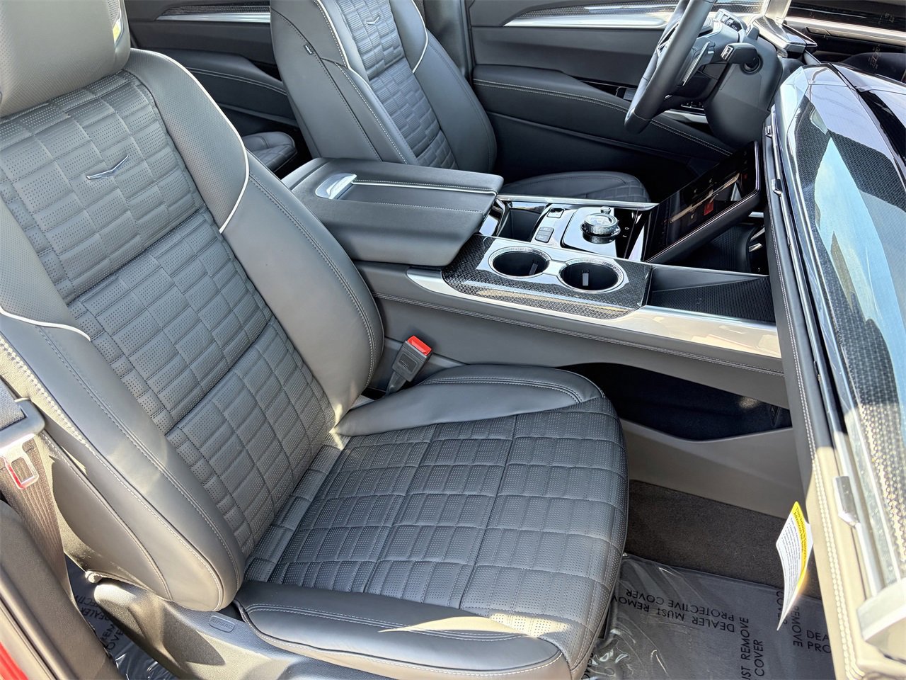 Certified 2025 Cadillac Escalade ESV V image 11