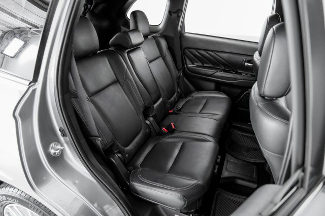 Used 2022 Mitsubishi Outlander SEL AWD/4WD image 33