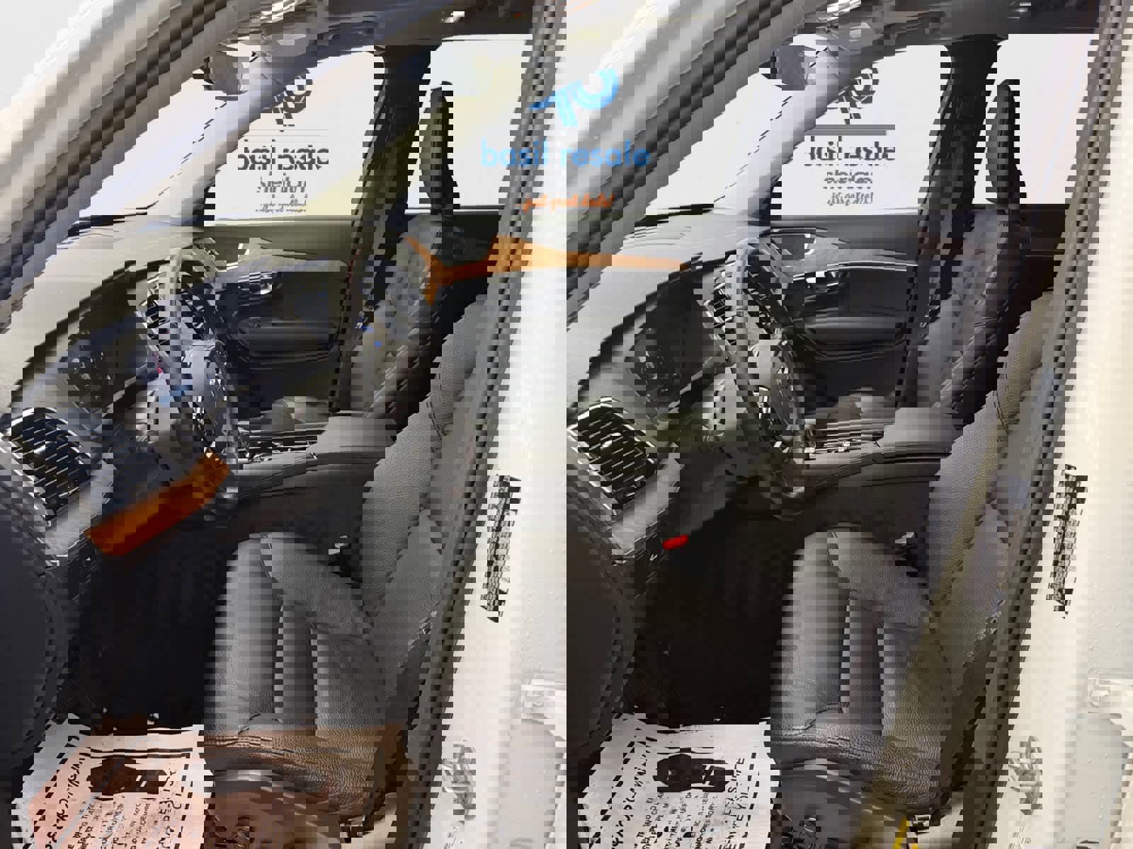 Used 2025 Volvo XC90 B6 Plus image 7