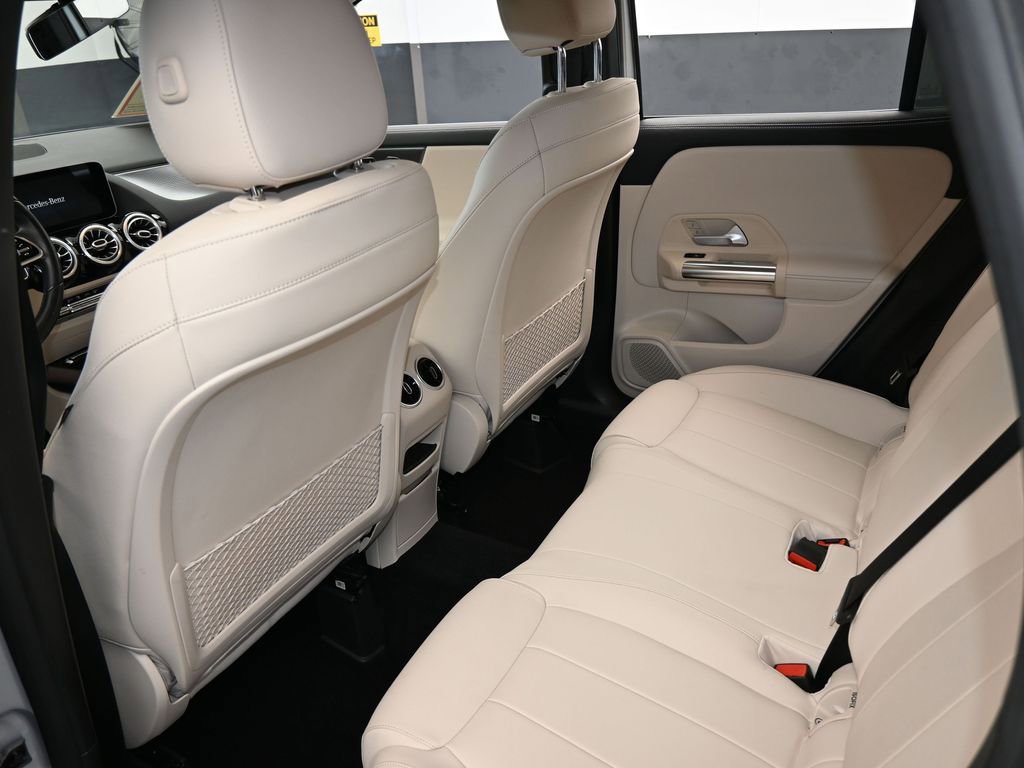 Used 2021 Mercedes-Benz GLA 250 image 35