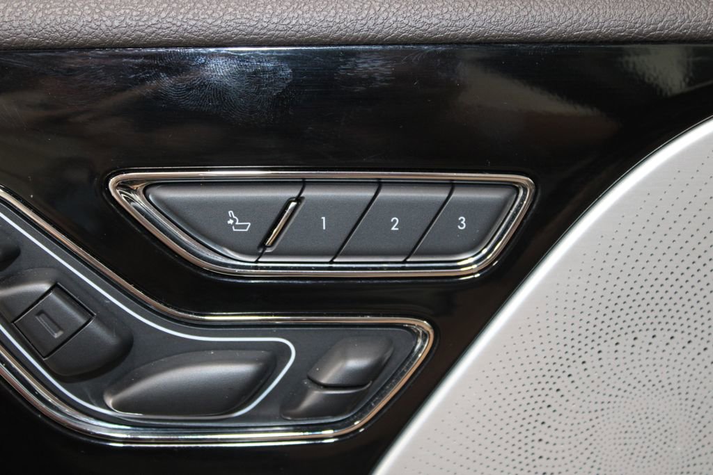 Used 2023 Lincoln Aviator Reserve w/ Equipment Group 201A image 44