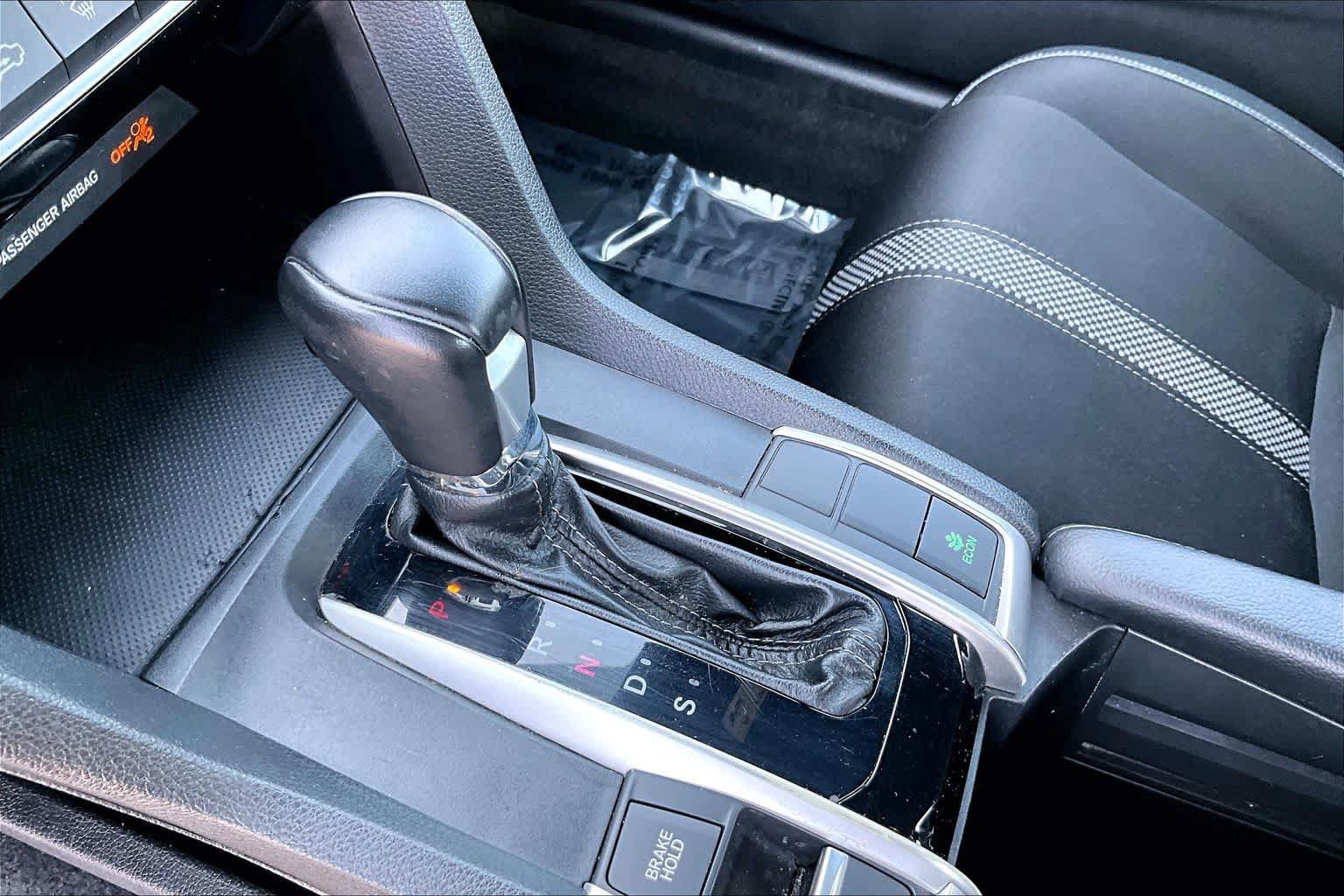 Used 2019 Honda Civic Sport image 16