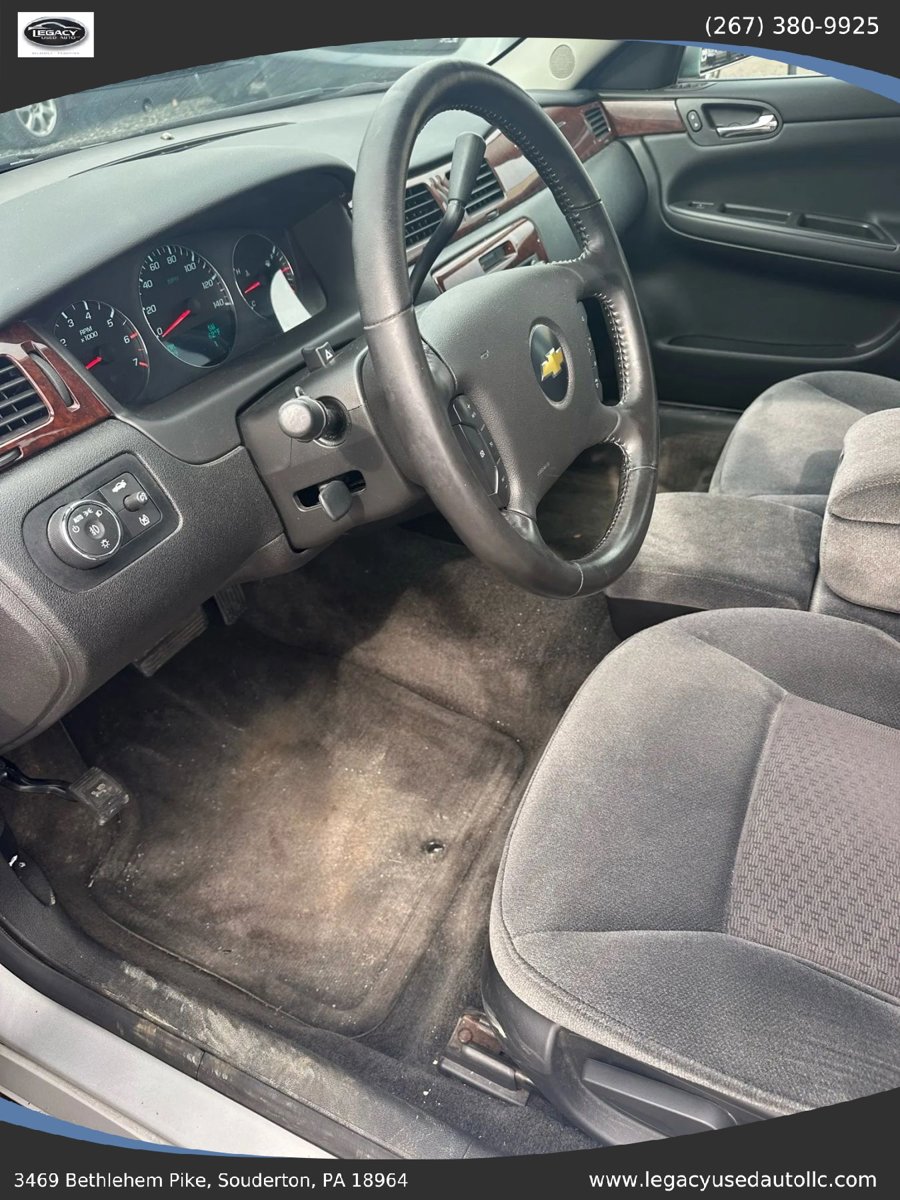 Used 2011 Chevrolet Impala LT FWD image 21