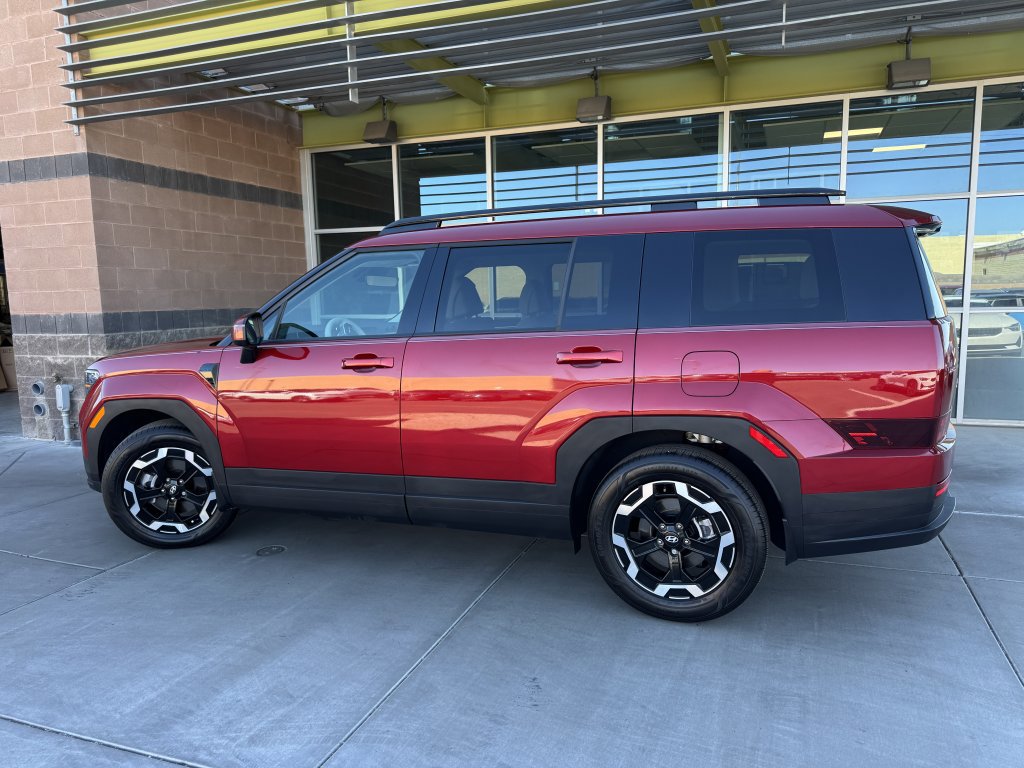 Used 2024 Hyundai Santa Fe SEL image 5